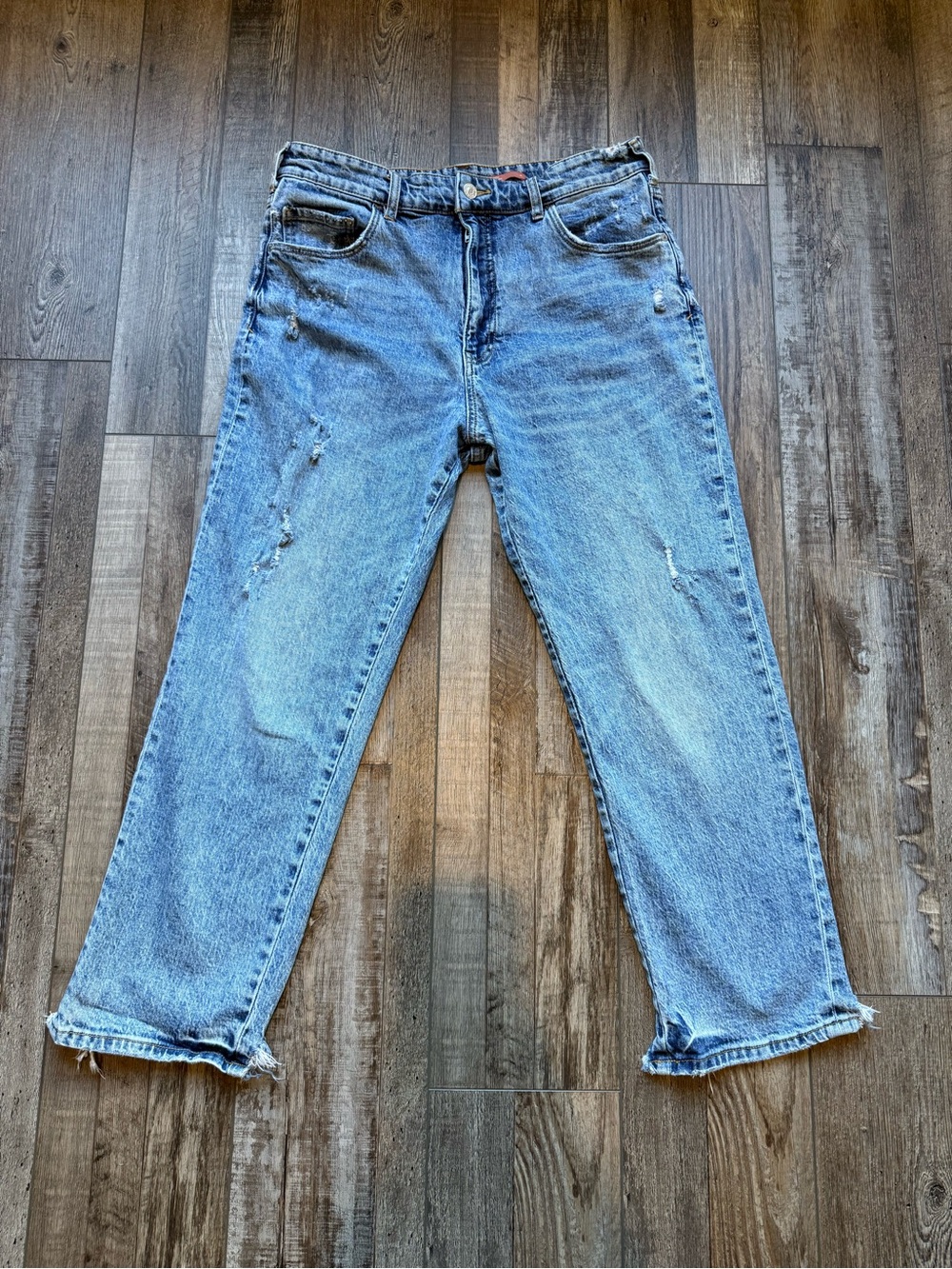 Pilcro The Borrowed Boyfriend Jeans - Picture 4 of 9